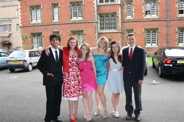 618x404 pixels (68K)